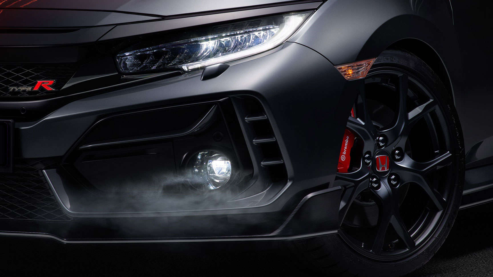 Gros plan sur les phares de la Honda Civic Type R